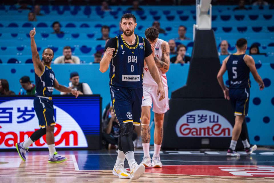 三节结束波, 进入第四节, 双方过往队